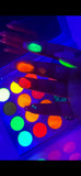 GLOW (Neon UV Glow Eyeshadow)